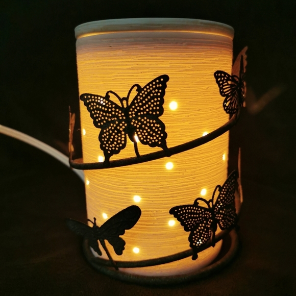 Scentsy Other - Scentsy Etched Core Warmer ~Gently Used In Box~ Butterfly Wrap Included!